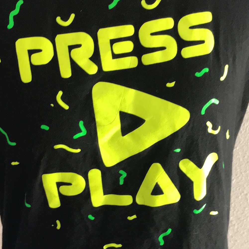 Ladies “Press Play” Take Action T-shirt Size M - Picture 3 of 7